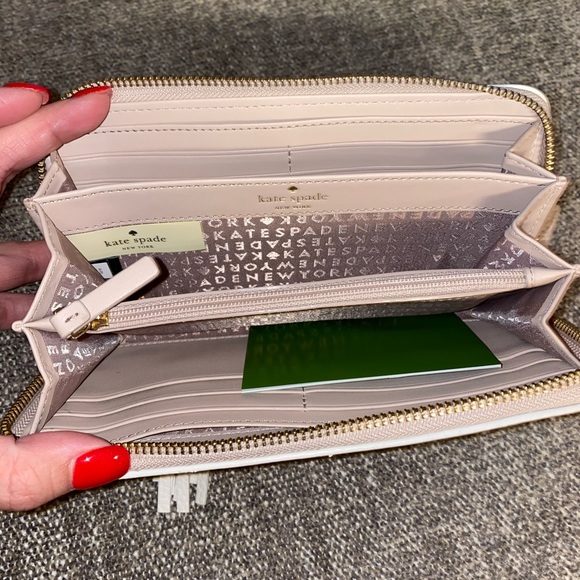 Kate Spade Wallet - Picture 7 of 7